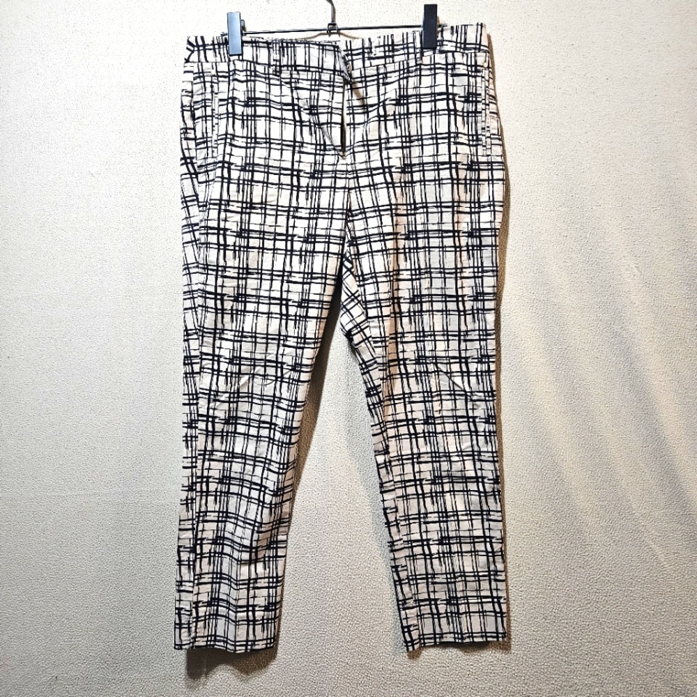 Liz Lange Sz 14 Stylish Black and White Plaid Women's Pants